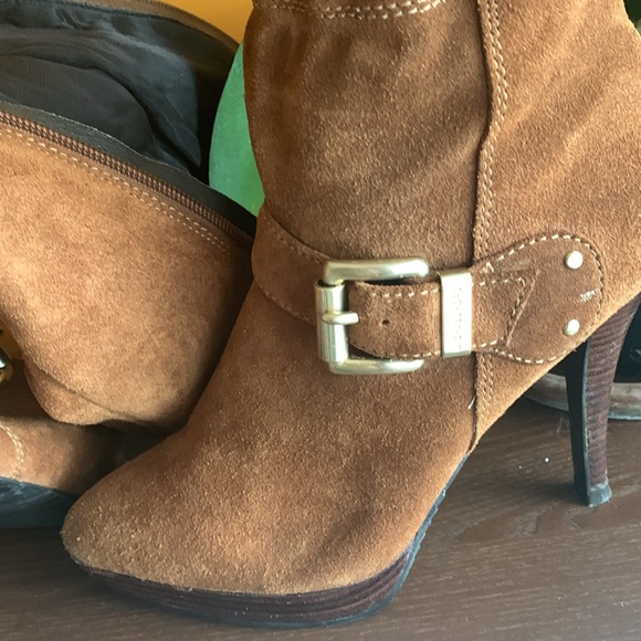 Michael Michael Kors, suede boots, owned. - Picture 7 of 10
